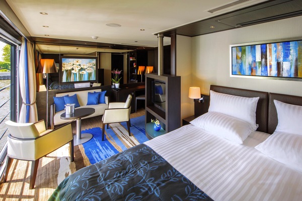 Avalon Waterways, Avalon Illumination Royal Suite 0.jpg